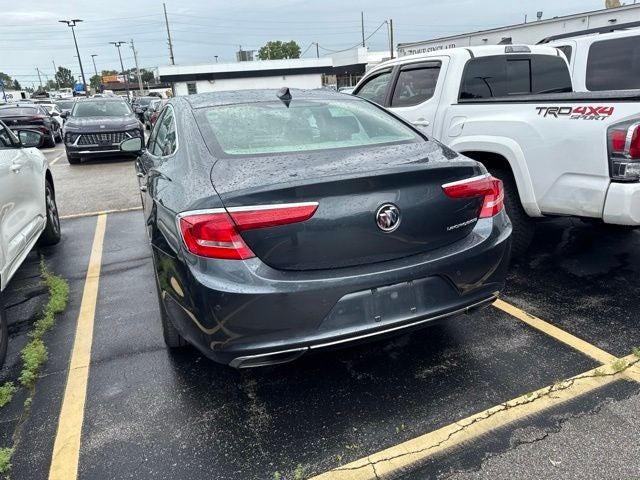 2019 Buick LaCrosse 4dr Sdn Essence FWD
