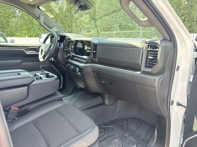 2026 Chevrolet Silverado 1500 4WD Crew Cab 147" RST