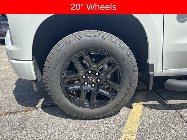 2026 Chevrolet Silverado 1500 4WD Crew Cab 147" RST