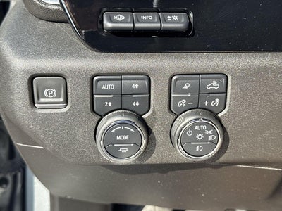 2023 Chevrolet Silverado 1500 4WD Crew Cab 147" High Country