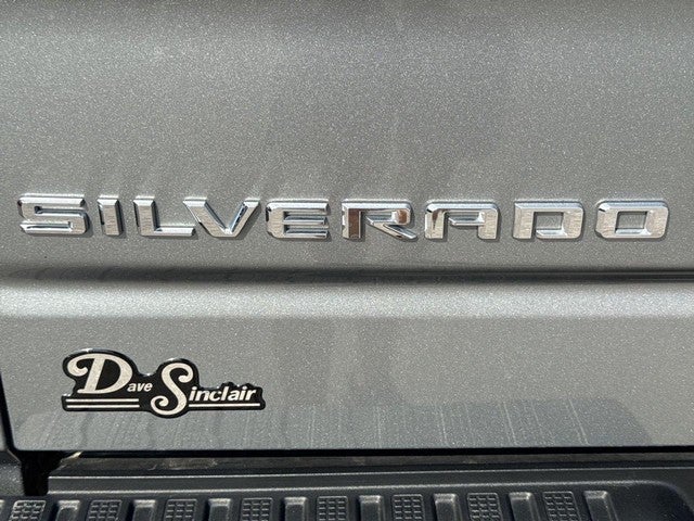 2023 Chevrolet Silverado 1500 4WD Crew Cab 147" High Country