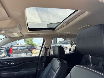2023 GMC Acadia AWD 4dr Denali