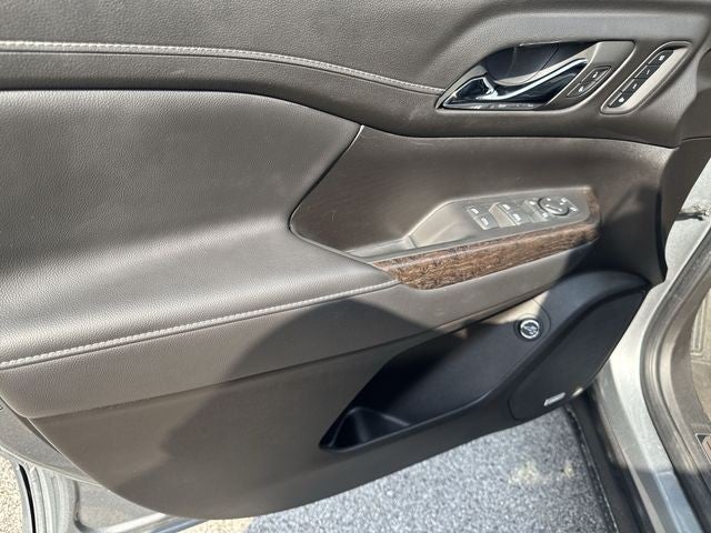 2023 GMC Acadia AWD 4dr Denali