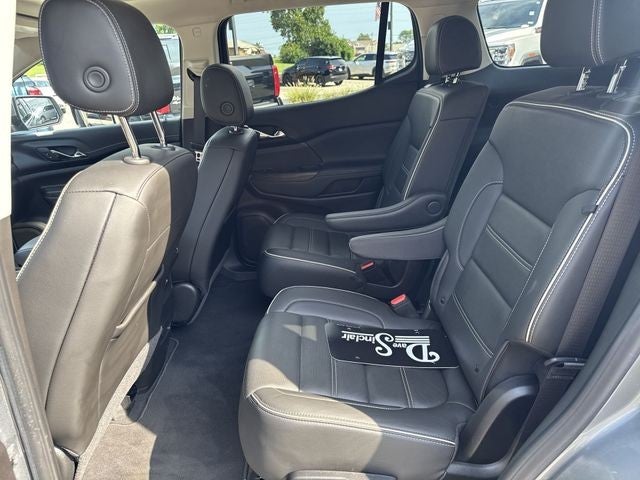 2023 GMC Acadia AWD 4dr Denali