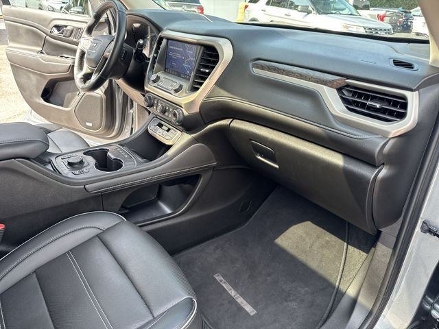 2023 GMC Acadia AWD 4dr Denali