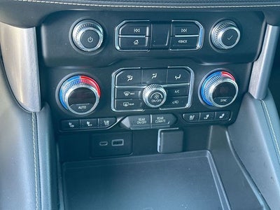 2021 GMC Yukon 2WD 4dr SLT