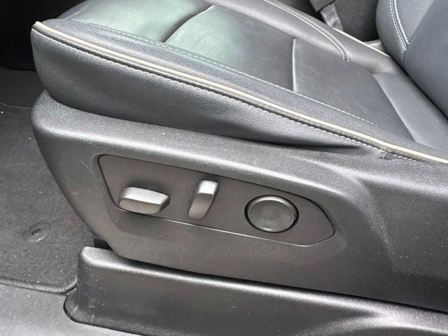 2024 GMC Yukon 4WD 4dr SLT