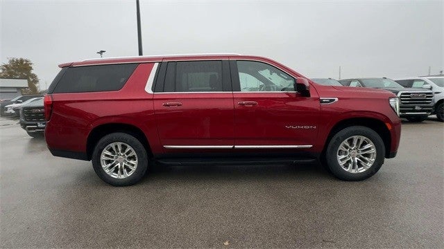 2023 GMC Yukon XL 4WD 4dr SLT
