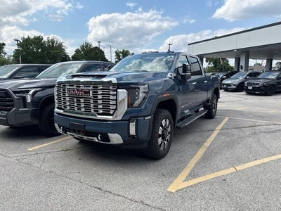 2025 GMC Sierra 2500HD 4WD Crew Cab 159" Denali