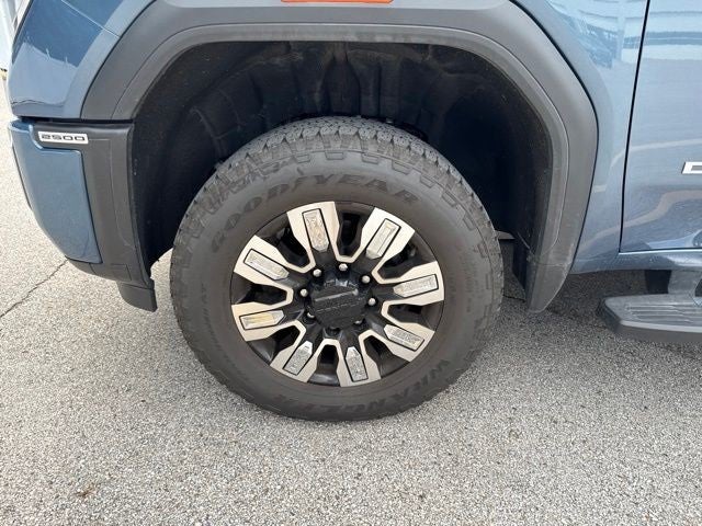 2025 GMC Sierra 2500HD 4WD Crew Cab 159" Denali