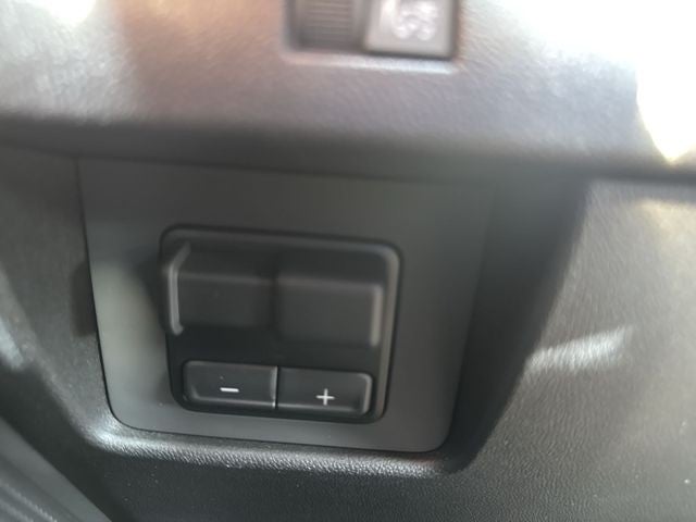 2025 GMC Canyon 4WD Crew Cab AT4
