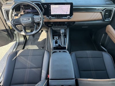 2025 GMC Canyon 4WD Crew Cab AT4