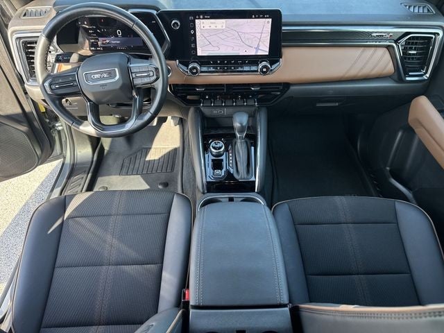 2025 GMC Canyon 4WD Crew Cab AT4