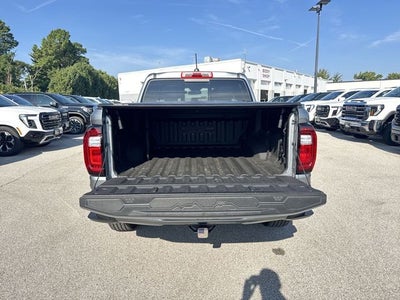 2025 GMC Canyon 4WD Crew Cab AT4
