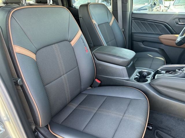 2025 GMC Canyon 4WD Crew Cab AT4