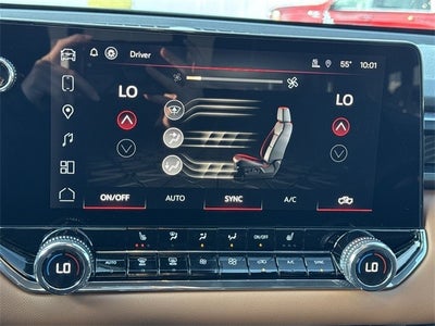 2025 GMC Canyon 4WD Crew Cab AT4