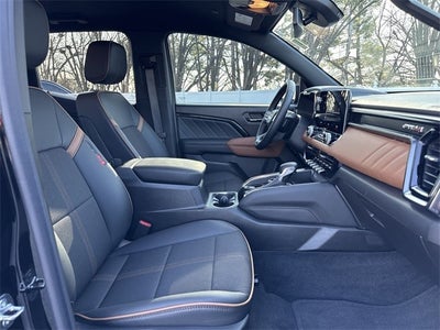 2025 GMC Canyon 4WD Crew Cab AT4