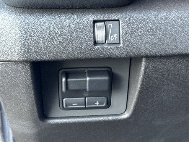 2025 GMC Canyon 4WD Crew Cab AT4