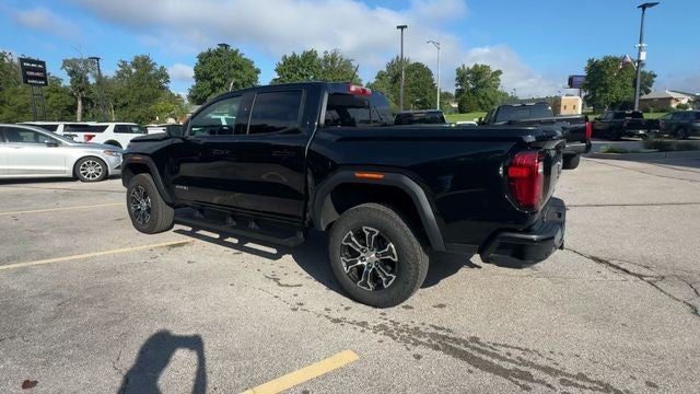 2023 GMC Canyon 4WD Crew Cab AT4
