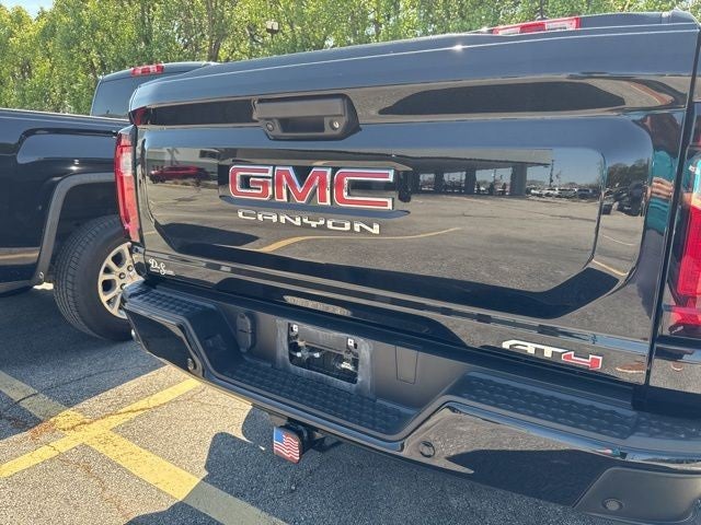 2023 GMC Canyon AT4