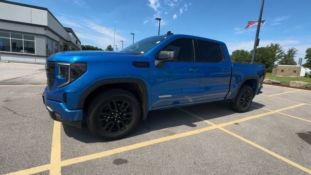 2023 GMC Sierra 1500 4WD Crew Cab 147" Elevation w/3SB
