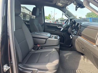 2023 GMC Sierra 1500 4WD Crew Cab 147" Elevation w/3SB