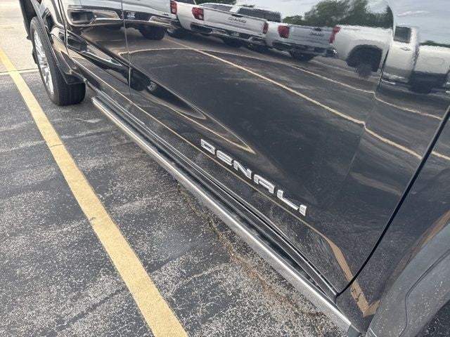 2021 GMC Sierra 1500 4WD Crew Cab 157" Denali