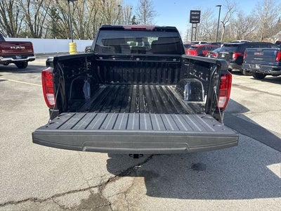 2024 GMC Sierra 1500 4WD Crew Cab 147" SLE