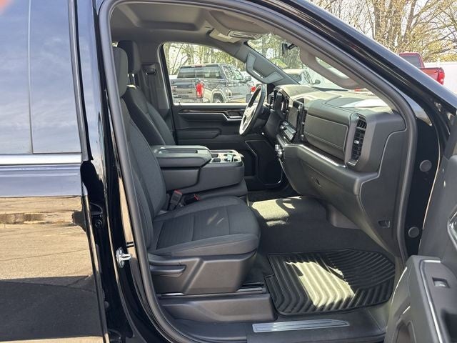 2024 GMC Sierra 1500 4WD Crew Cab 147" SLE