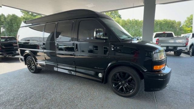 2020 GMC Savana Cargo Van RWD 2500 155"