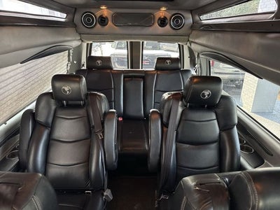 2020 GMC Savana Cargo Van RWD 2500 155"