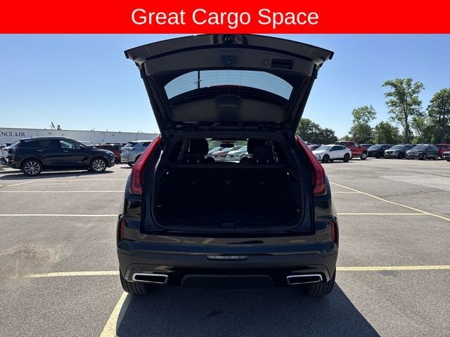 2025 Cadillac XT4 AWD 4dr Premium Luxury