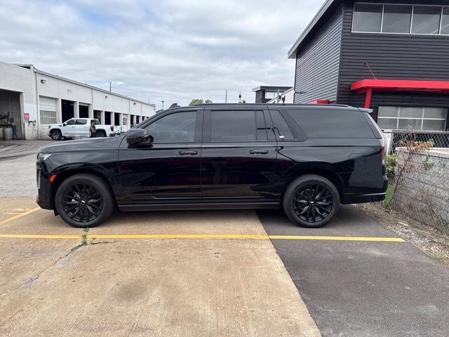 2022 Cadillac Escalade ESV 4WD 4dr Sport
