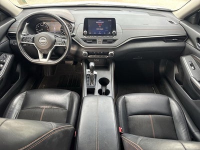 2021 Nissan Altima 2.5 SR Sedan