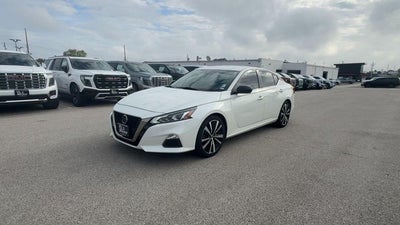 2021 Nissan Altima 2.5 SR Sedan