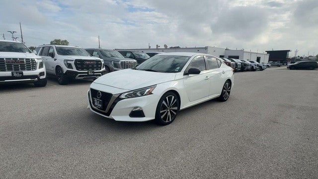 2021 Nissan Altima 2.5 SR Sedan