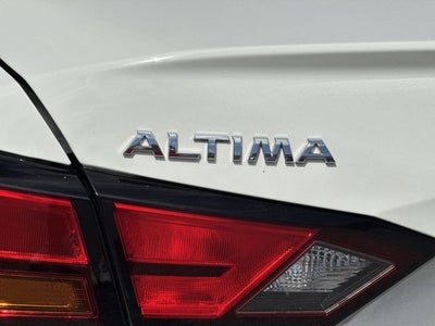 2022 Nissan Altima 2.5 SR Sedan