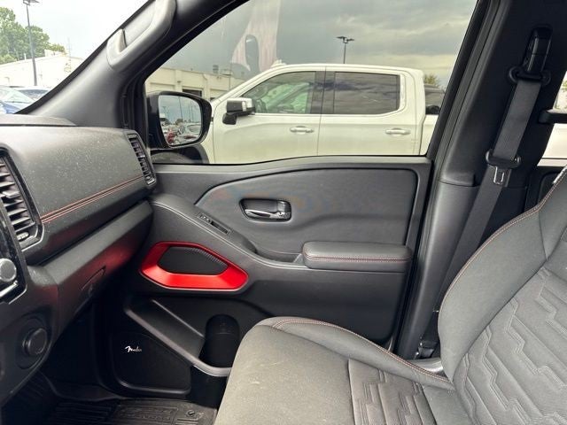 2024 Nissan Frontier Crew Cab 4x4 PRO-4X