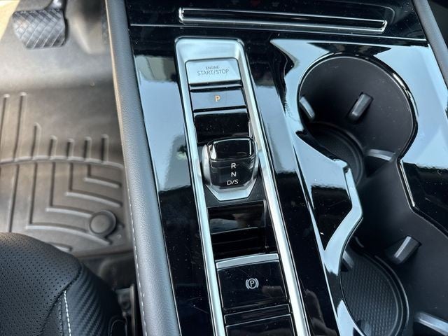 2026 Volkswagen Atlas Cross Sport 2.0T SE w/Technology 4MOTION
