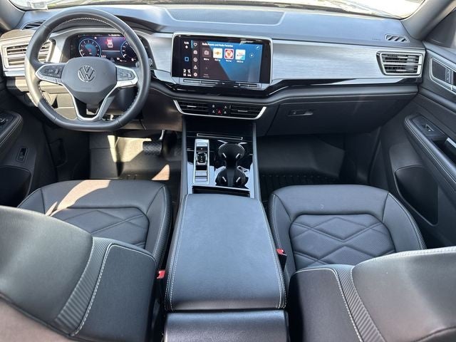 2026 Volkswagen Atlas Cross Sport 2.0T SE w/Technology 4MOTION