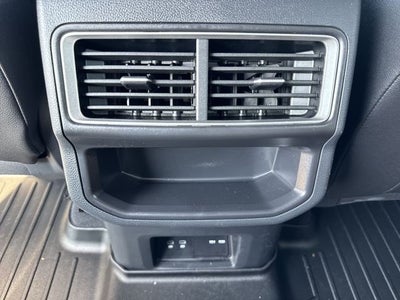 2026 Volkswagen Atlas Cross Sport 2.0T SE w/Technology 4MOTION