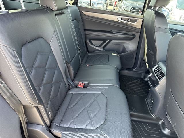 2026 Volkswagen Atlas Cross Sport 2.0T SE w/Technology 4MOTION