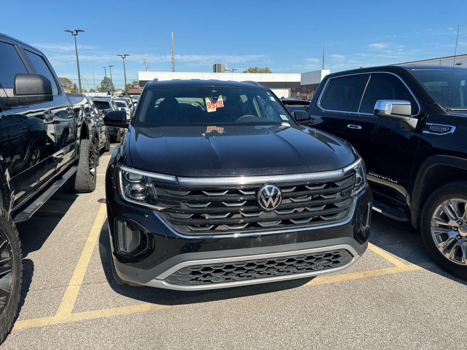 2026 Volkswagen Atlas Cross Sport 2.0T SE w/Technology 4MOTION