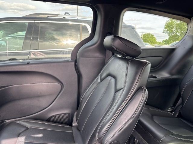 2025 Chrysler Pacifica Select FWD