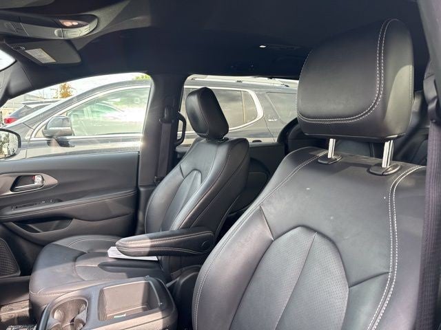 2025 Chrysler Pacifica Select FWD