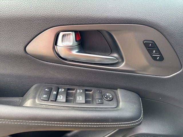 2025 Chrysler Pacifica Select FWD