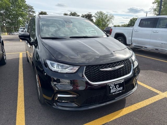 2025 Chrysler Pacifica Select FWD