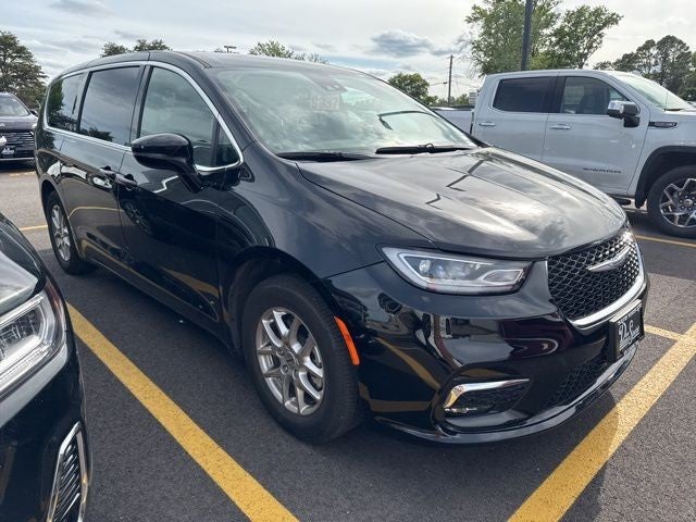 2025 Chrysler Pacifica Select FWD