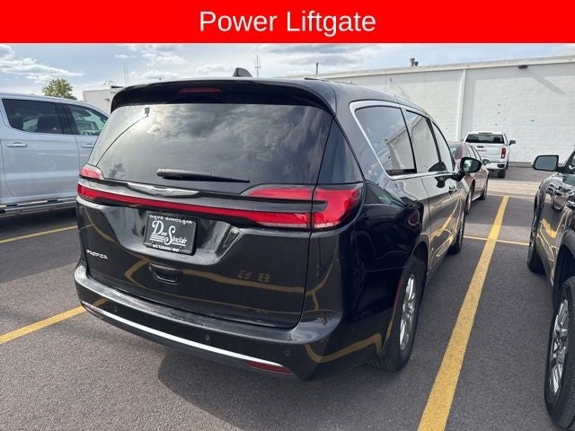 2025 Chrysler Pacifica Select FWD