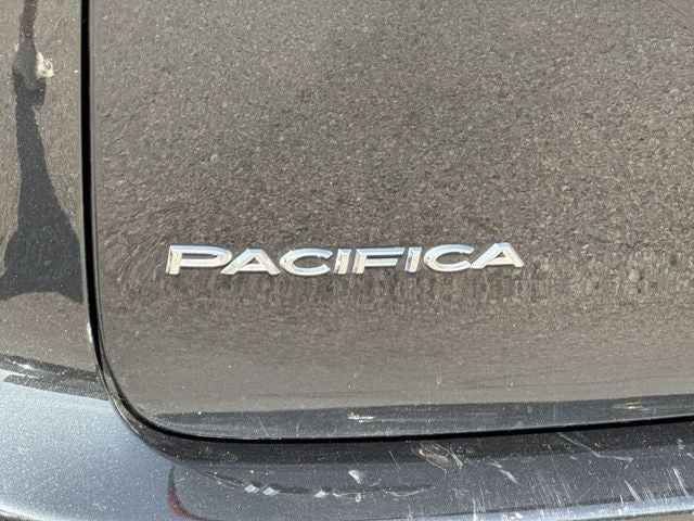 2023 Chrysler Pacifica Touring L FWD